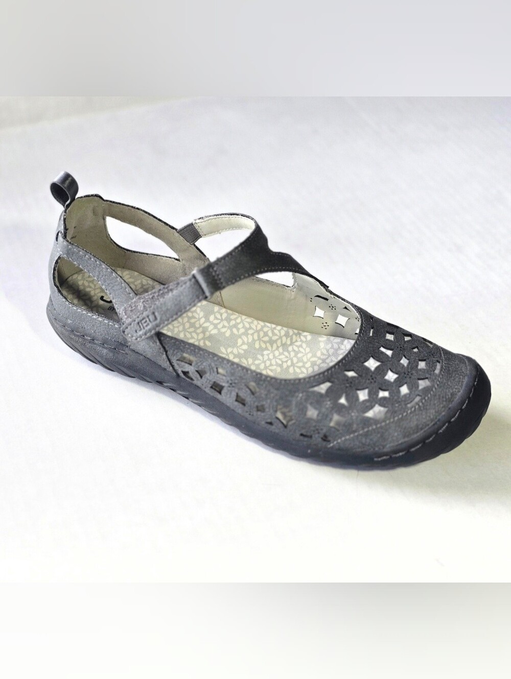 JBU by JAMBU Women 8.5 Sandal In Gray Adjustable Stray VERY COMFORTABLE